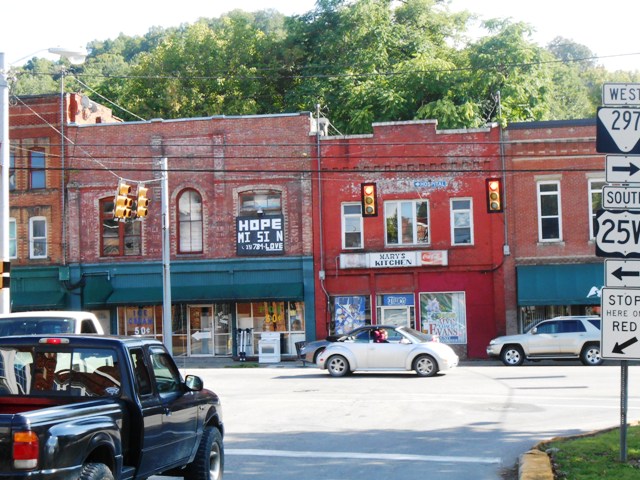 Another view of downtown Jellico.