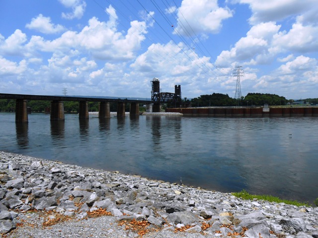 A railroad bridge opposite the dam.